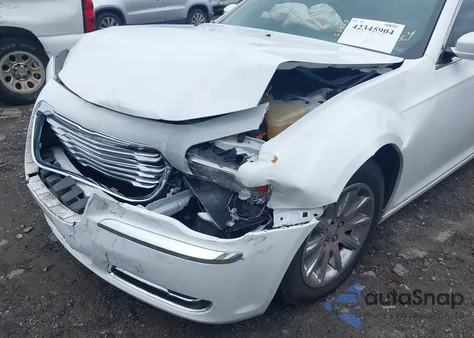 2014 Chrysler 300 из США, поврежденный, VIN 2C3CCAAG3EH355676